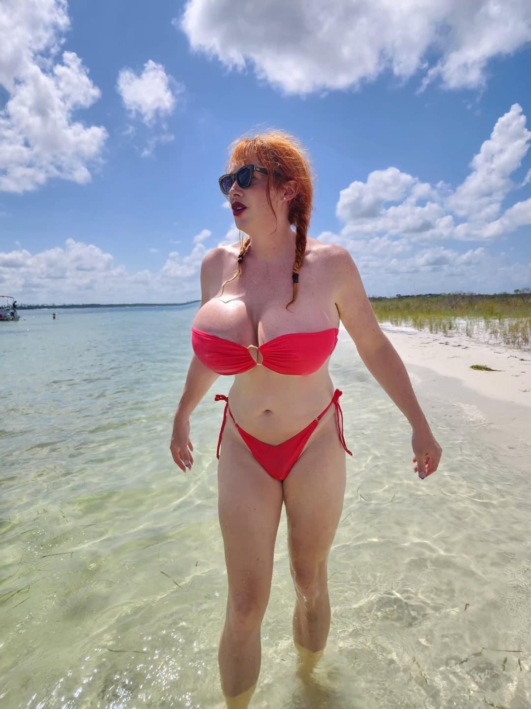 Click to view full size Fay peituda