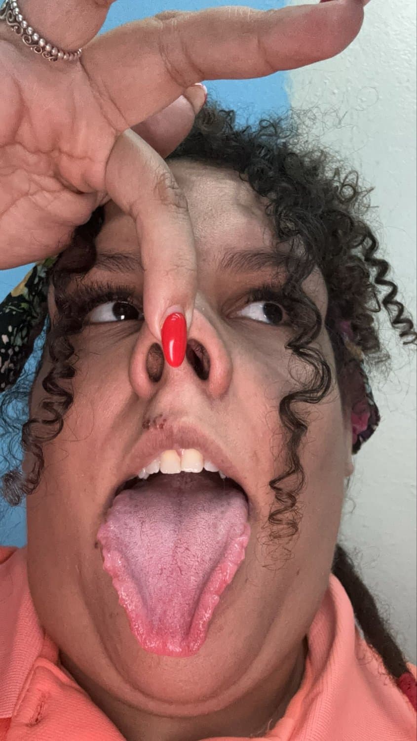 IMG-complete slut wife