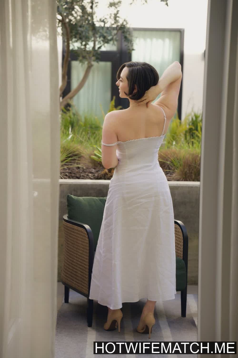 Best Friend’s Wife Sucks and Fucks Me Raw While Hubby Watches