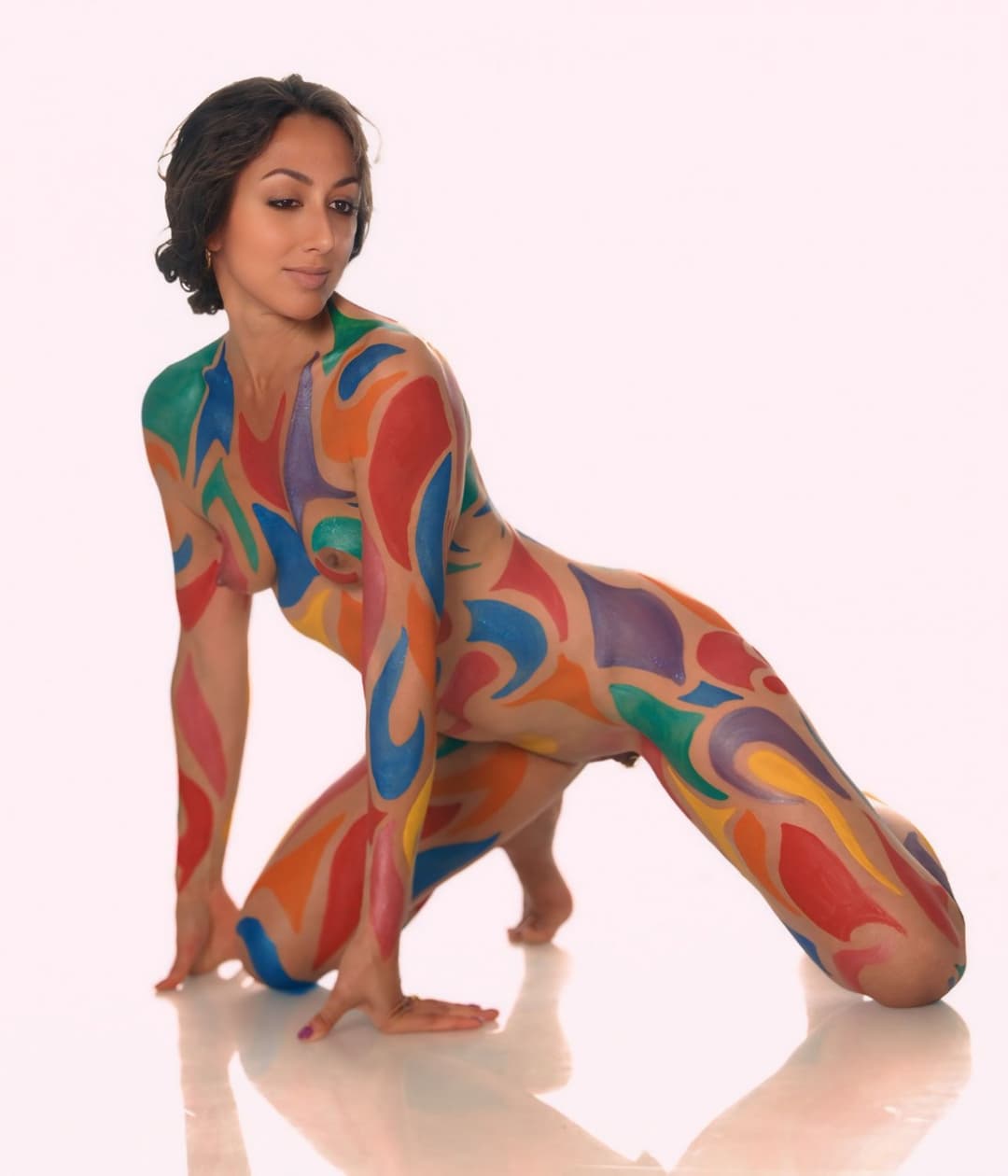 Desi Slut nude body paint shoot