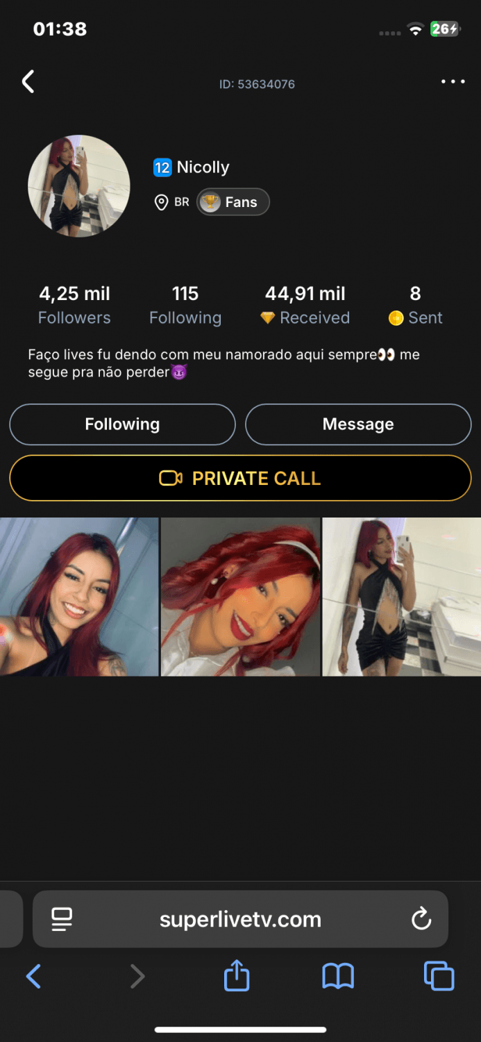 Nicoly transa na live com o namorado alguém tem conteúdo dessa safada chupando dando transando live