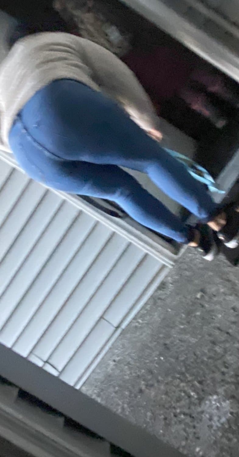 Next door neighbor wants dick