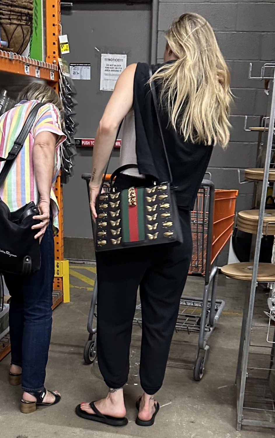 Creep Shots. Super Sexy Hot Blonde MILF Feet & Ass. I couldn’t get a clear face pic.