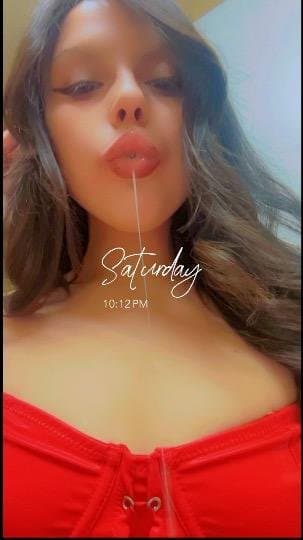 Click to view full size 22 year old Jasmine escort in Orange County ca