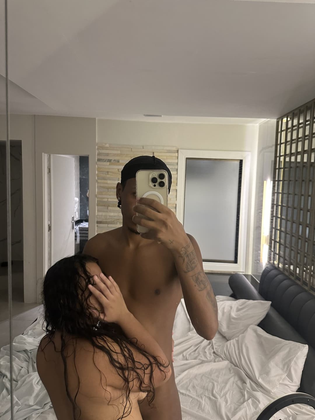 Casal caiu na net com vídeos vazados CASAL CEMI