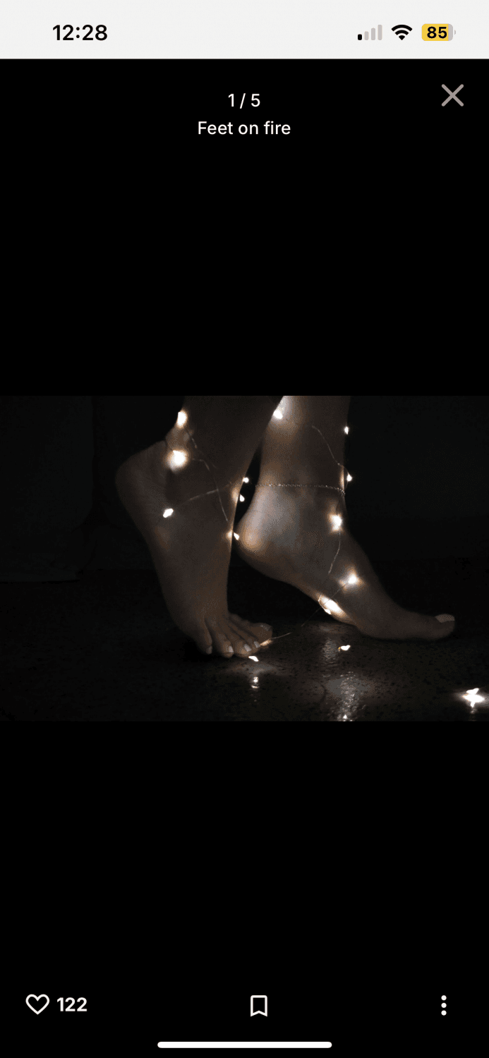 Cleo latina sexy feet in live