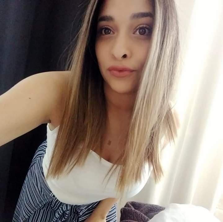 La perra de Marises merece una cogida de garganta hasta venirse dentro por puta???