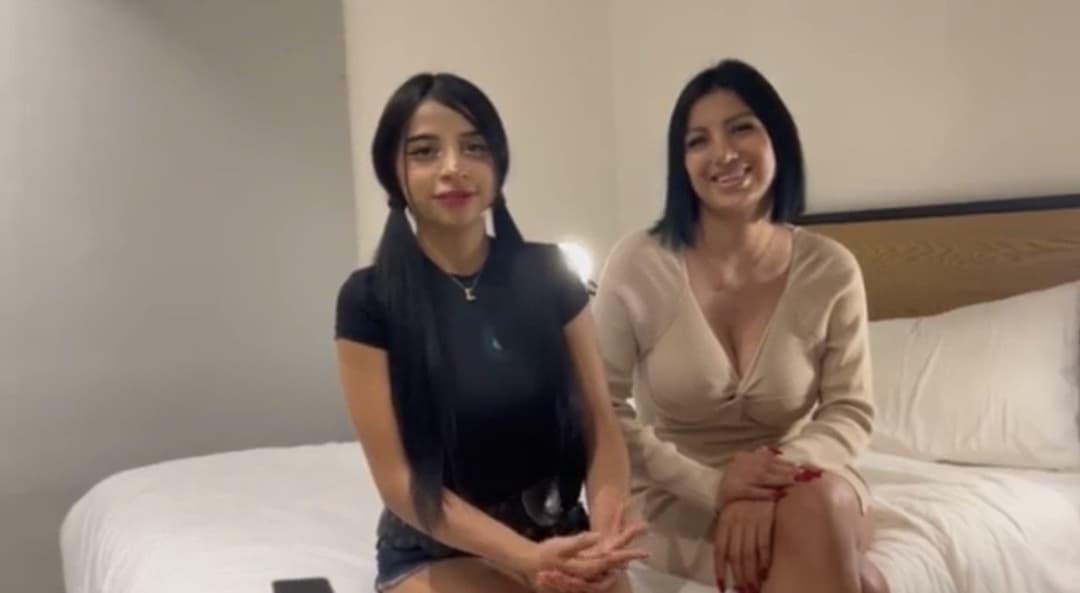 Nervous first timer brings her older friend for support