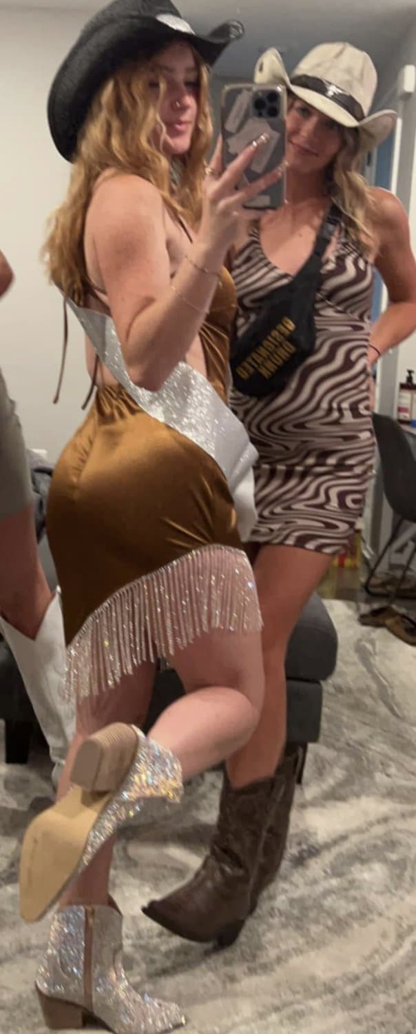 Click to view full size Nice Christian girl is built to be a ball draining slut