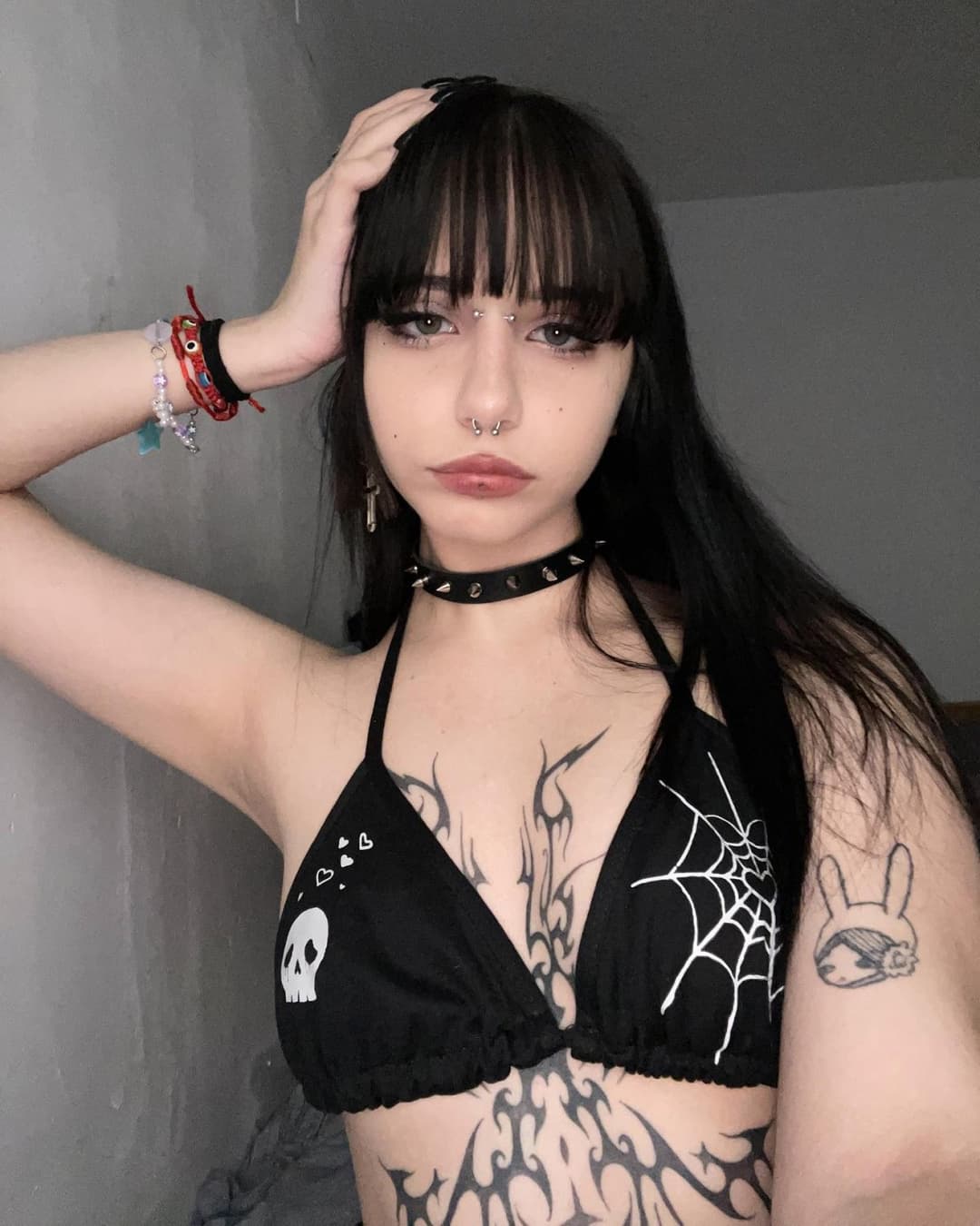 Venezuelan gothic slut