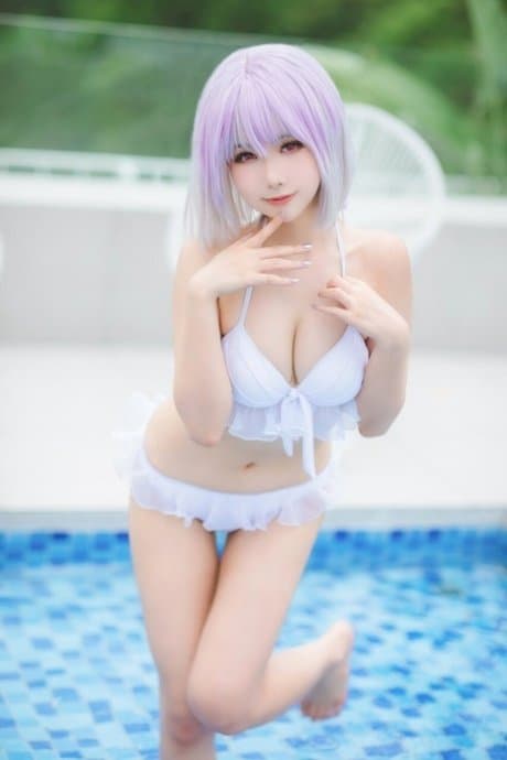 Click to view full size Sexy Half Asian Swimsuit Pics 2
