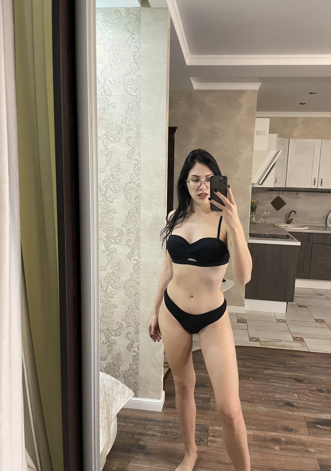 Where’d your eyes go first? ?