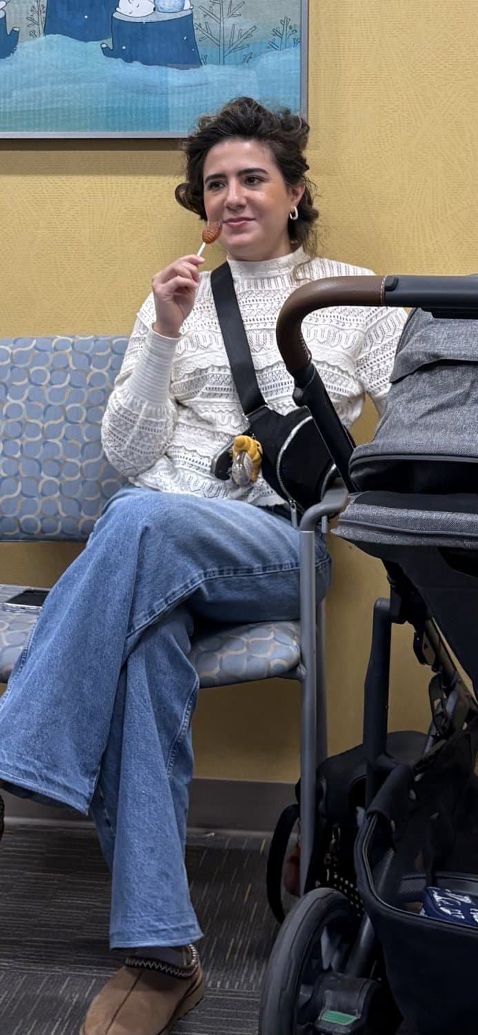 Milf sucking lollipop like a cock, dick practice ??.