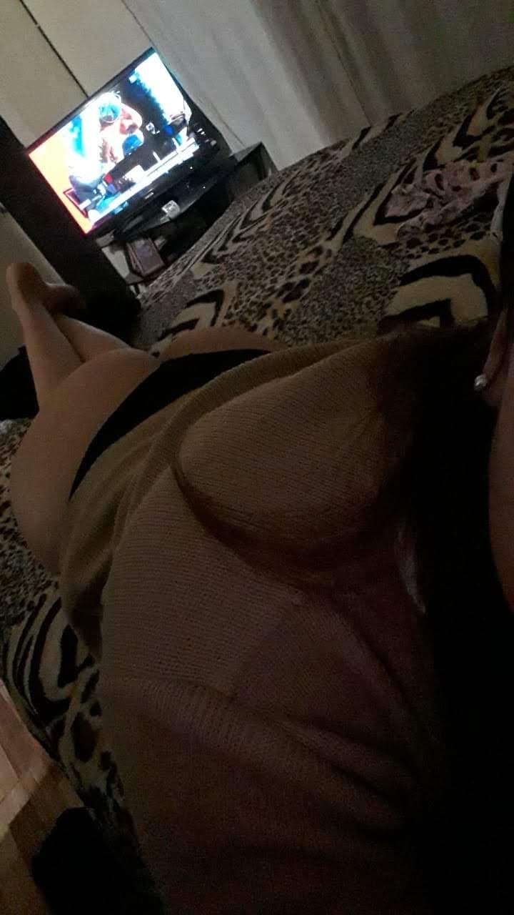 Argentina Naty bravo Mucama Puta en el trabajo