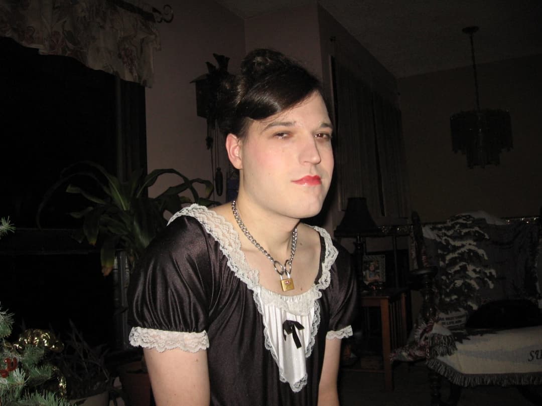 femdom gilf and her sissy xmas