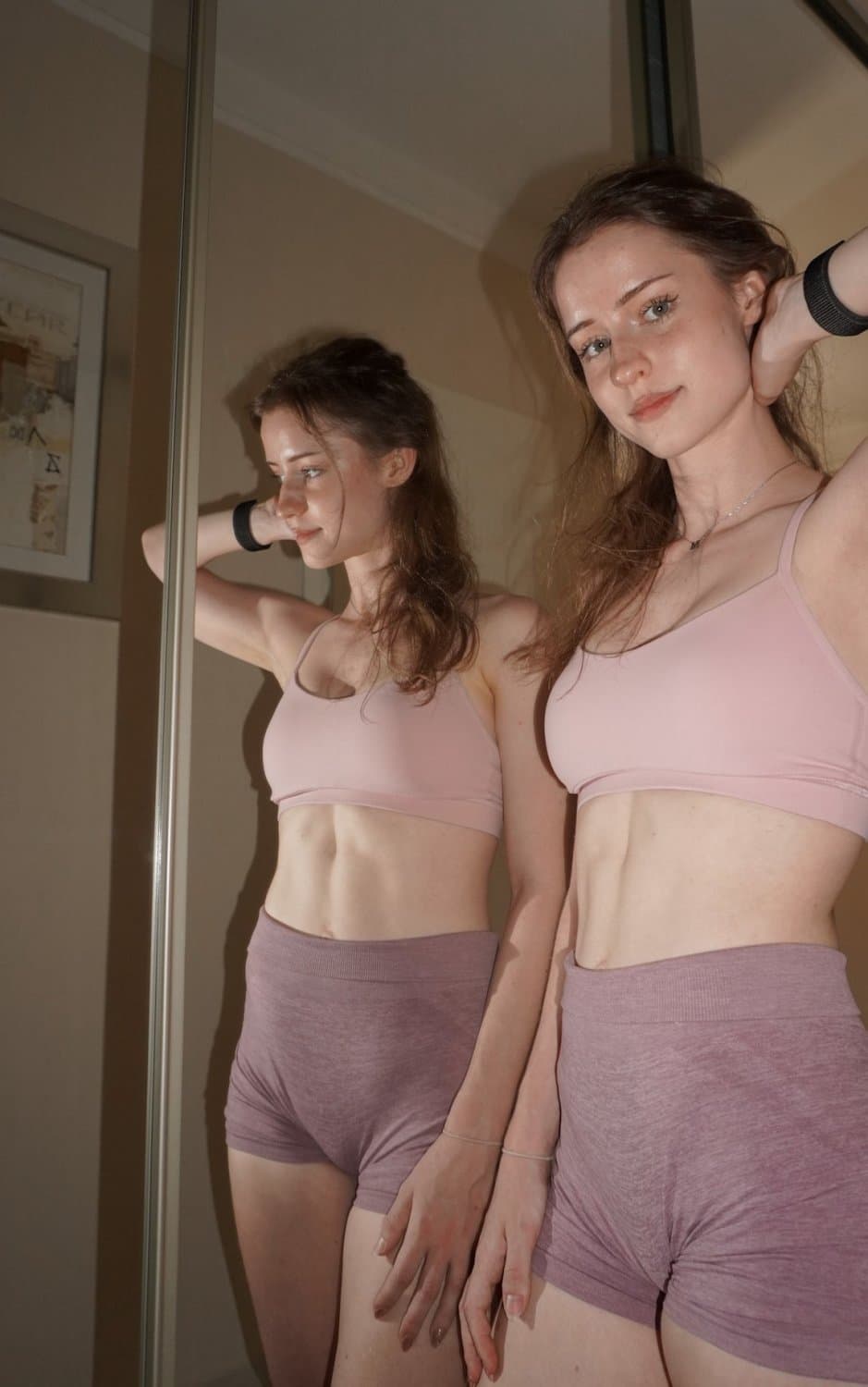 Mira pretty girl , great mirror selfies...Mira so cute and very sexy !!!