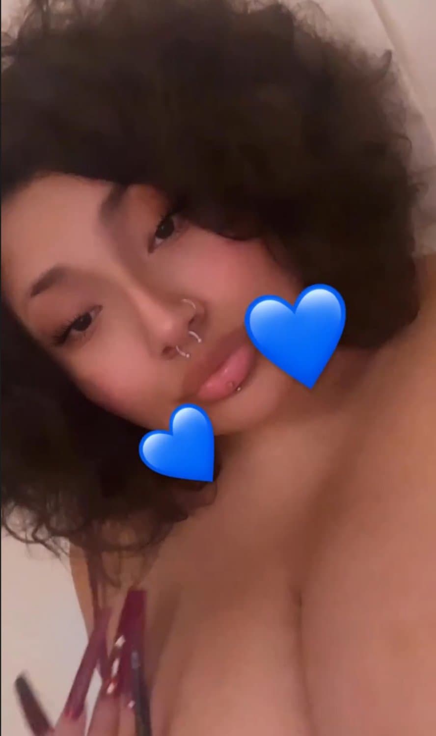 Thick bbw shaking ass