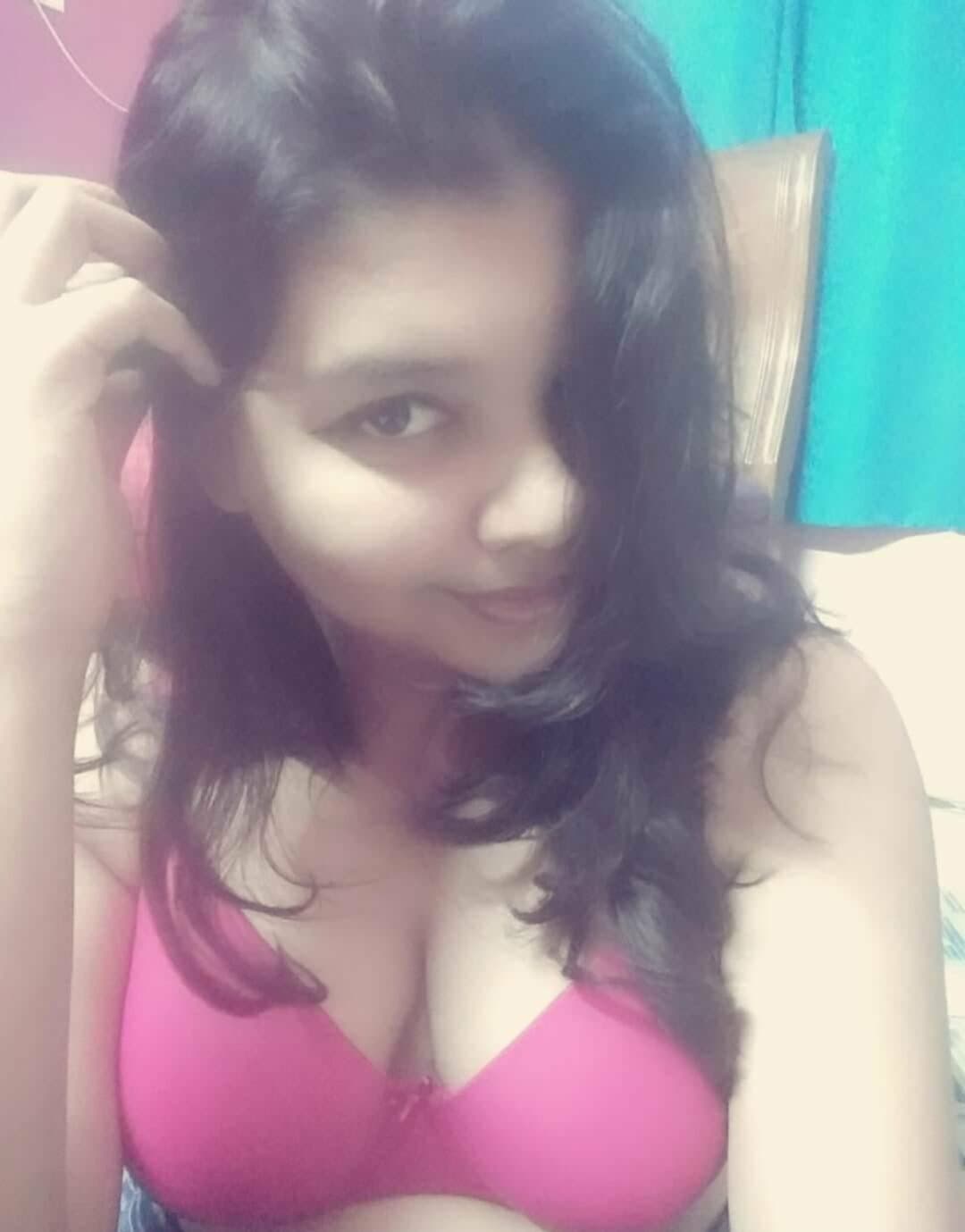 Horny married bitch Ujjaini