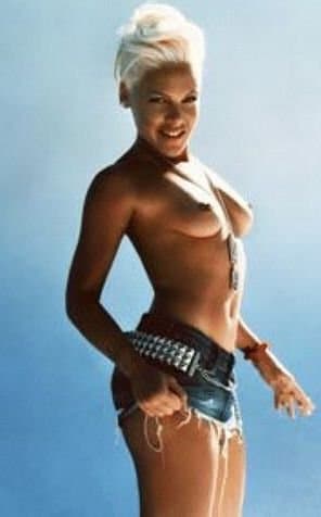 Pink Banging Body & Hot Ass & Petite Suckable Tits Has Me Dripping For The Goddess ?