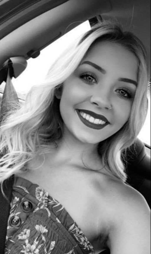 Lily, 20, never thought the internet would see her like this. Slutty college gf