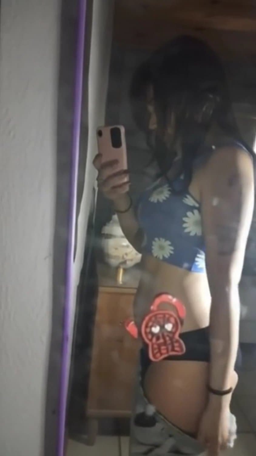 putita se llama selena egresada 25 de buenos aires su ig es selenamz.arg (aporte de un seguidor)