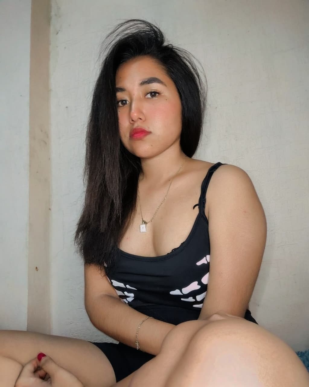 Putita morena culona filtrada y exhibida