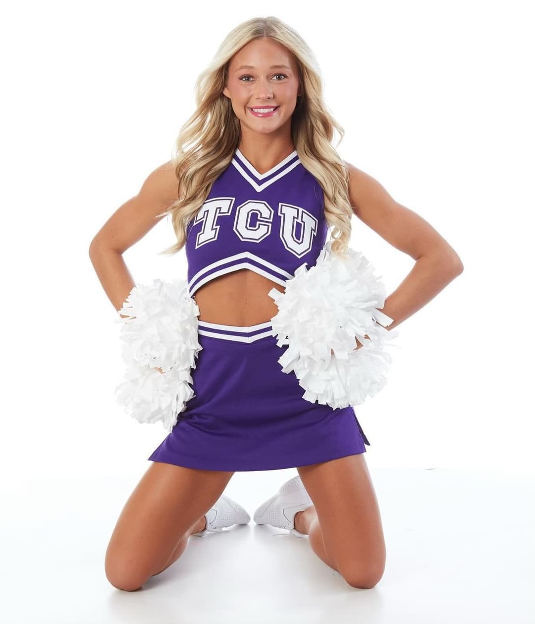 College Cheerleader Kaylee (Uniform)