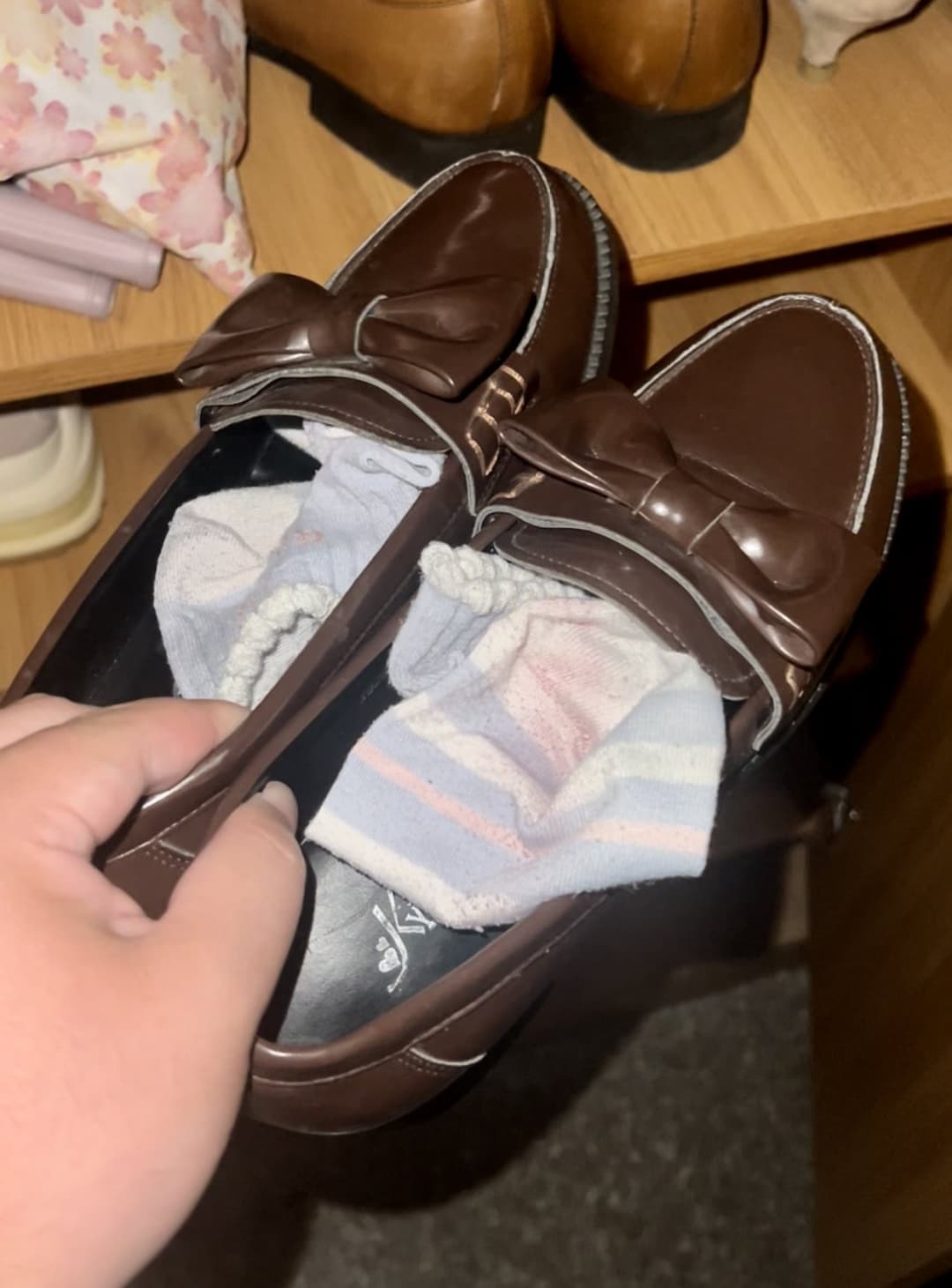 Click to view full size Chinese feet / socks / shoes.