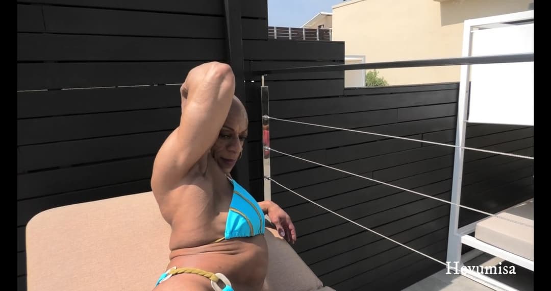 Mrs Menage, just smelling her own roided muscles gives her a powerful orgasm