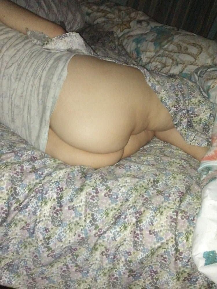 Please feel free to download anything while i have lunch with the fat wife