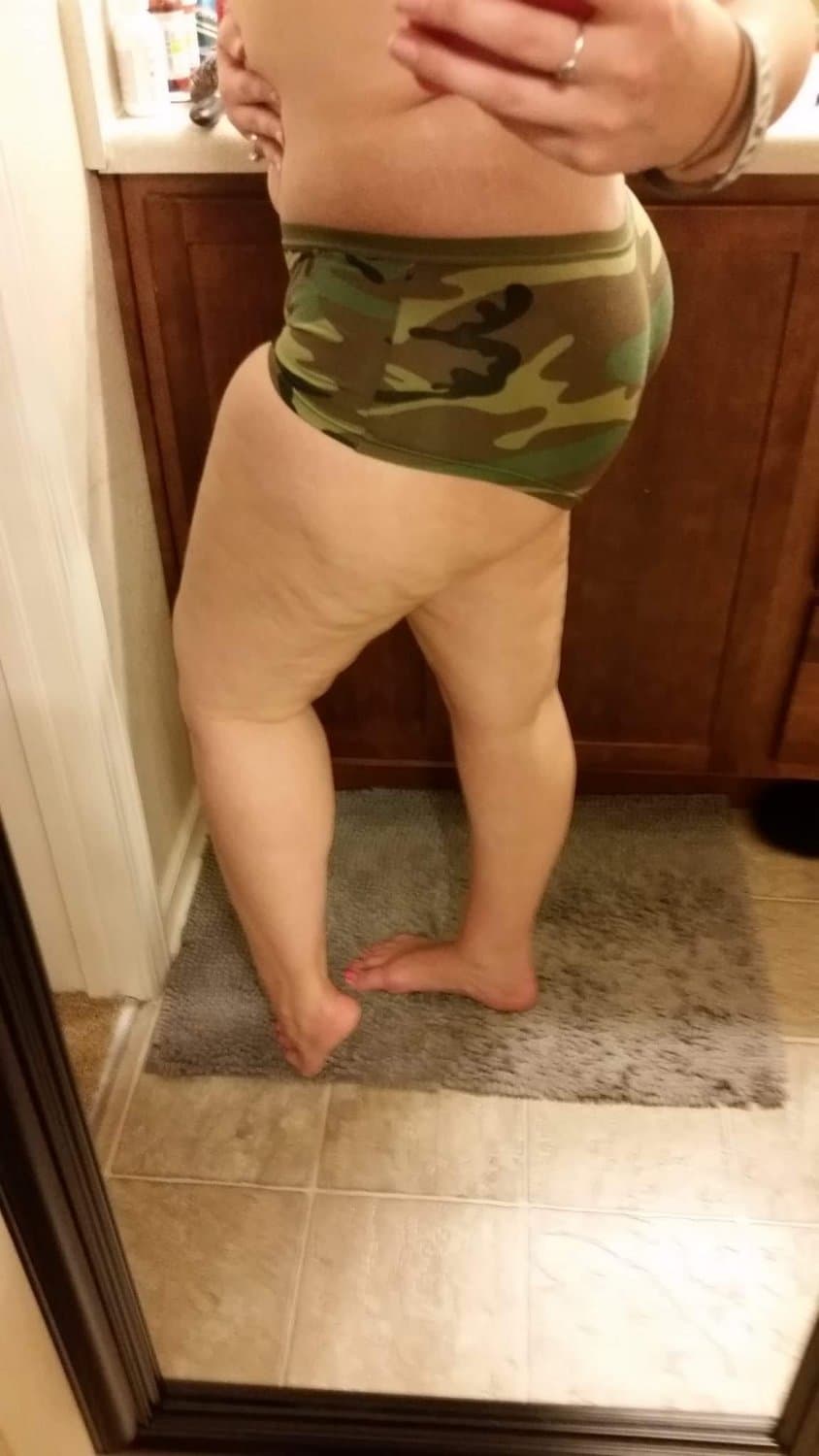 My Army wife, kik is thatsatank and tele is Grumparmyguy, what makes a military wife so appealing?