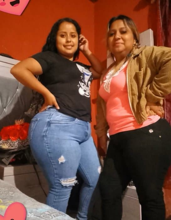 Apenas 18 años y con ese culaso???? just 18 year old and all that ass  on her damn!