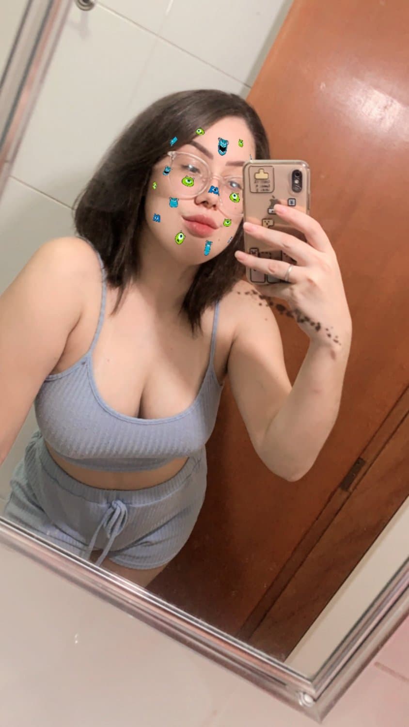 Minha namorada gostosa peituda da praia