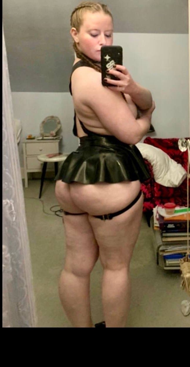 J3SS - Tag - UK massage therapist slag PAWG