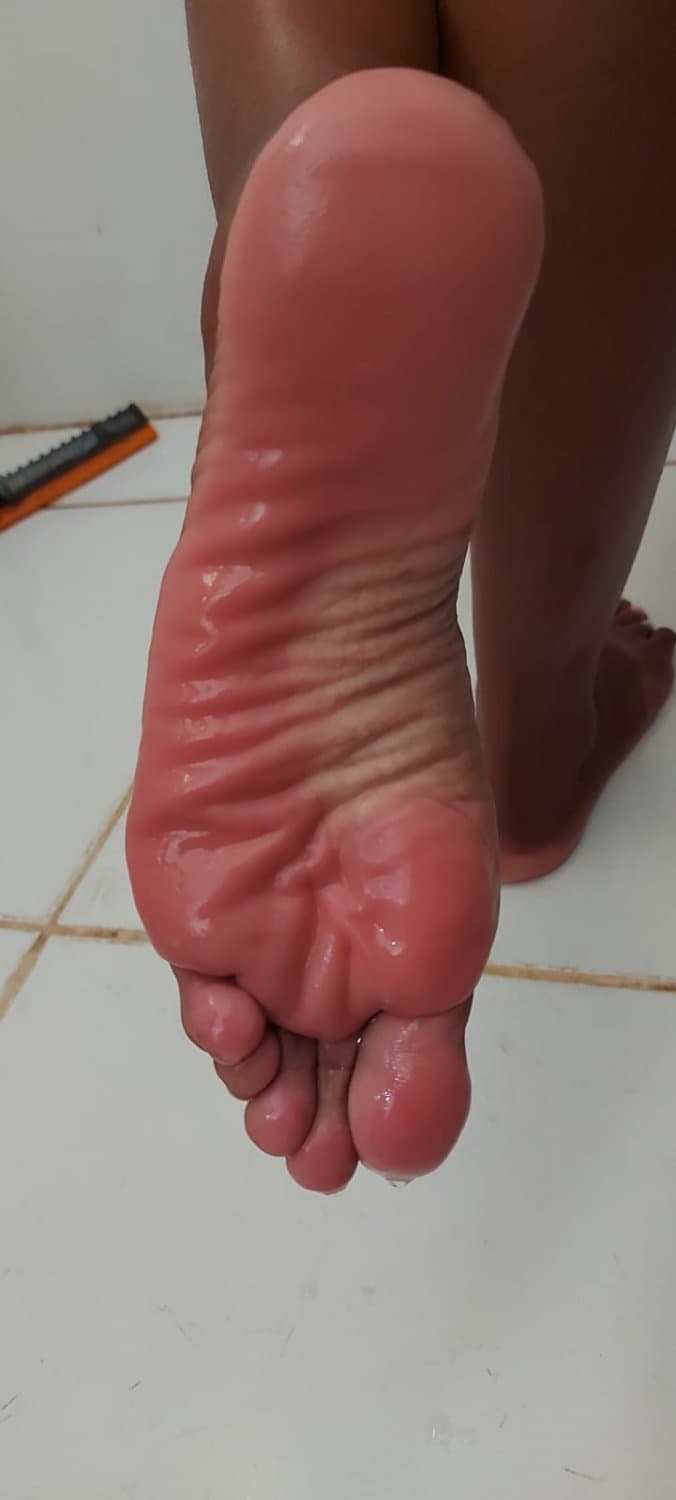 Goddess Isa footjob feet