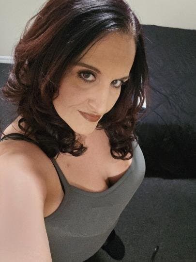 100% REAL. MATURE GRANDMA MILF MOMS actual camera roll nudes leaked check ur moms