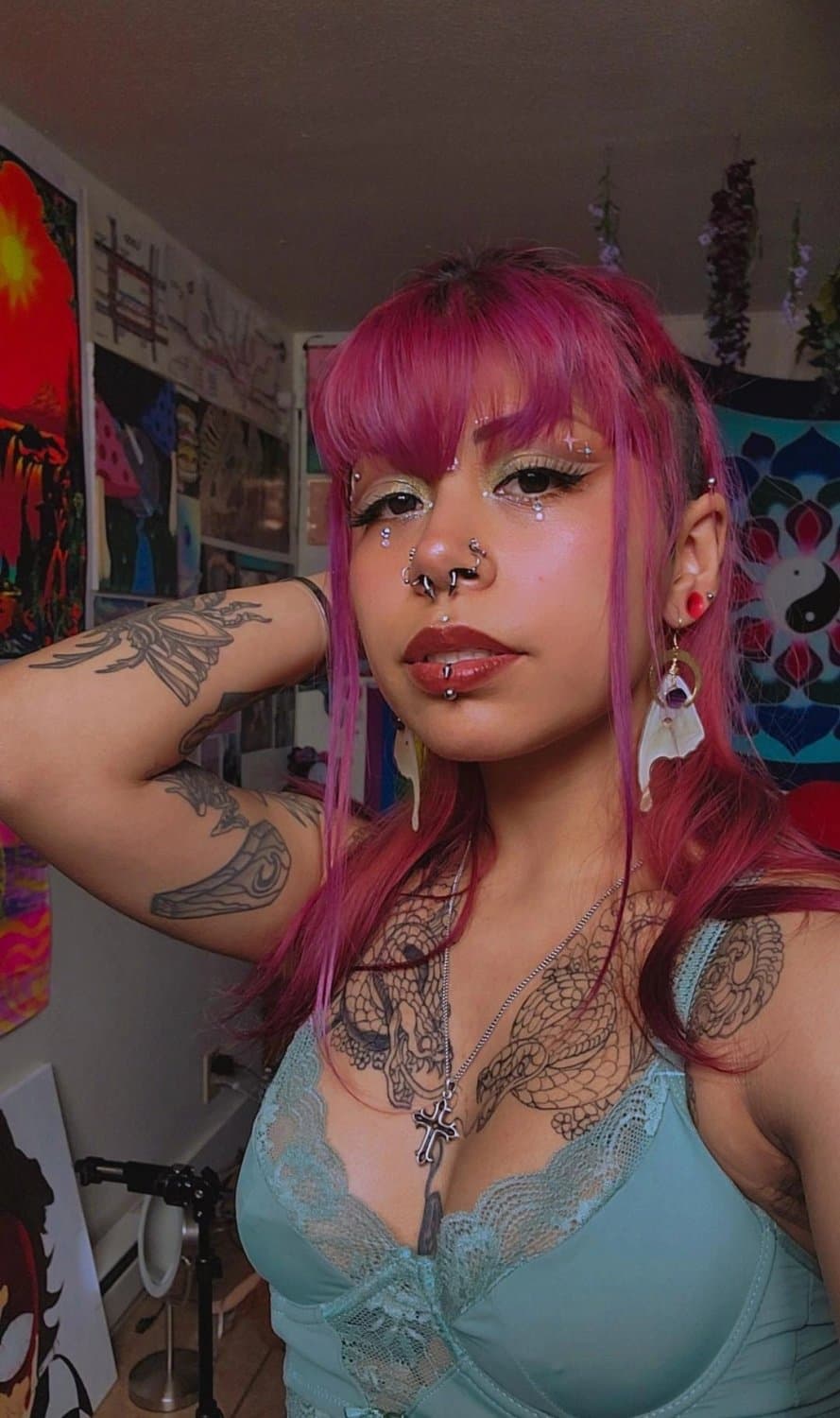 Kink Friendly Gothic Latina - Bri (Squirter)