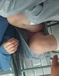 Click to view full size Patitas y sus bragas