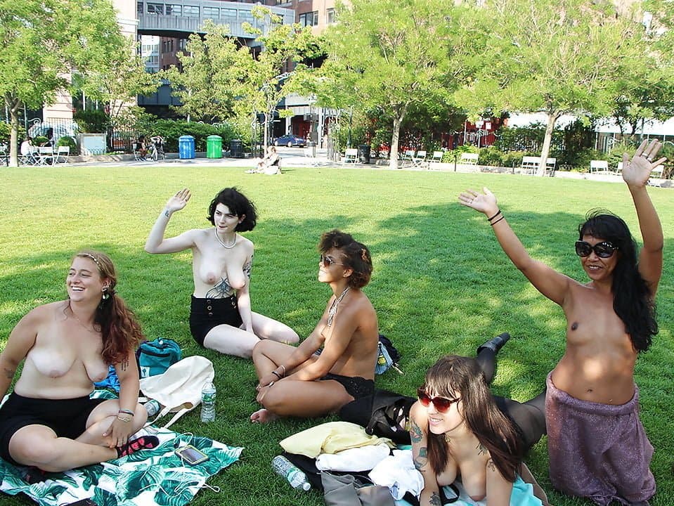 Ms Rosie Wilde (Ms Rosie Levine) nude (2)