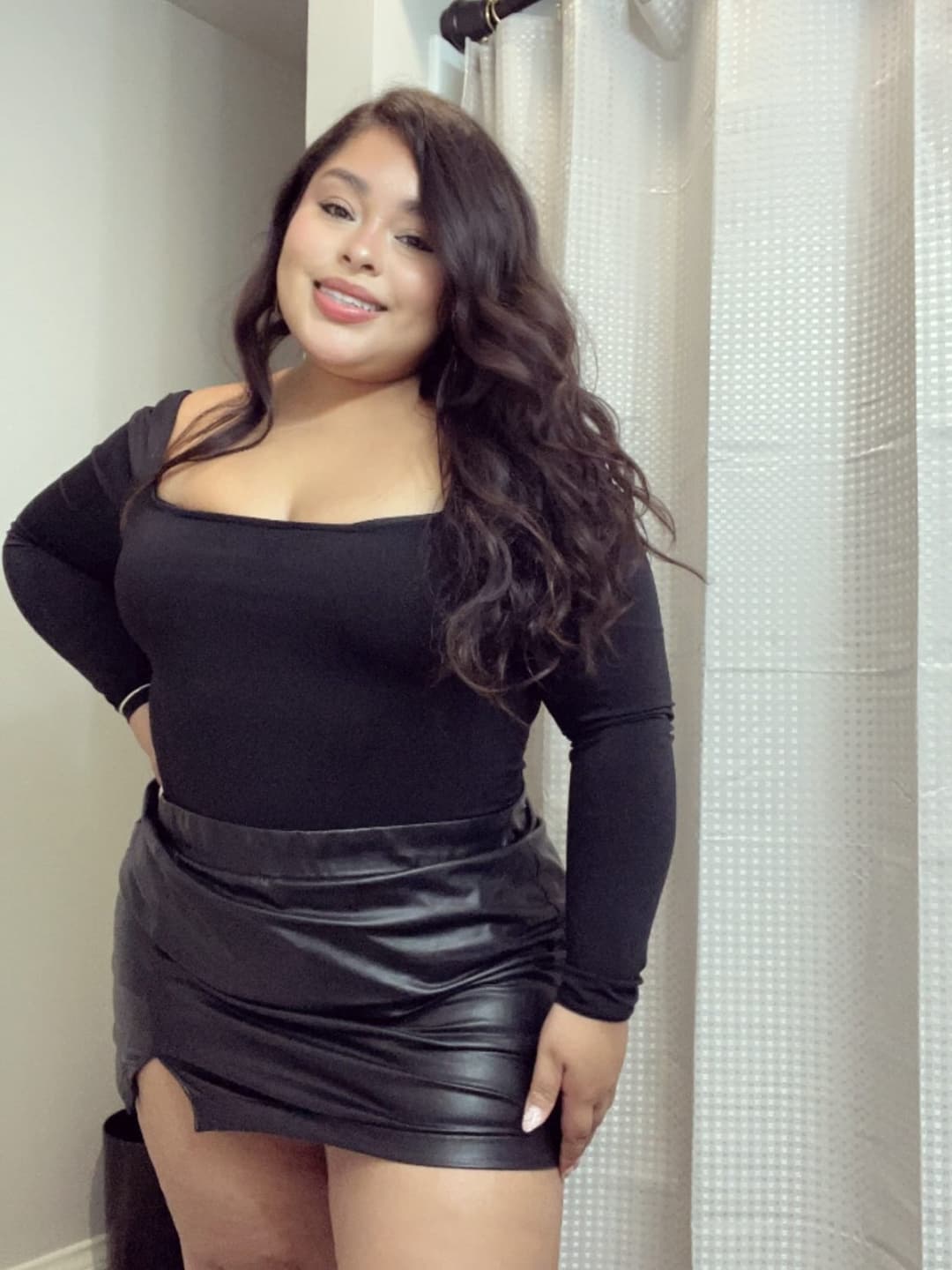 latina milf AbiTeran SFW