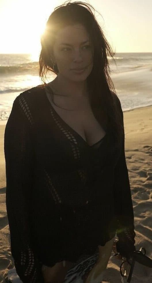 Ashley Graham is so Thick& Beautiful How I love to Titty Fuck Those Big Luscious Breast of hers PT1