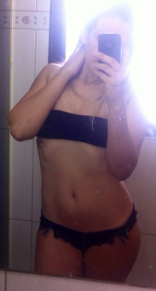 Brazilian nurse from SAMU (Mobile Emergency Care Service) Public Health Care leaked photos