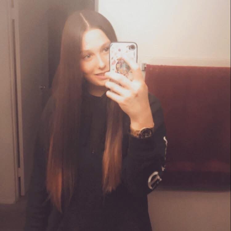 She invited me to her apartment every day so she could smoke meth a my big white cock in her pussy