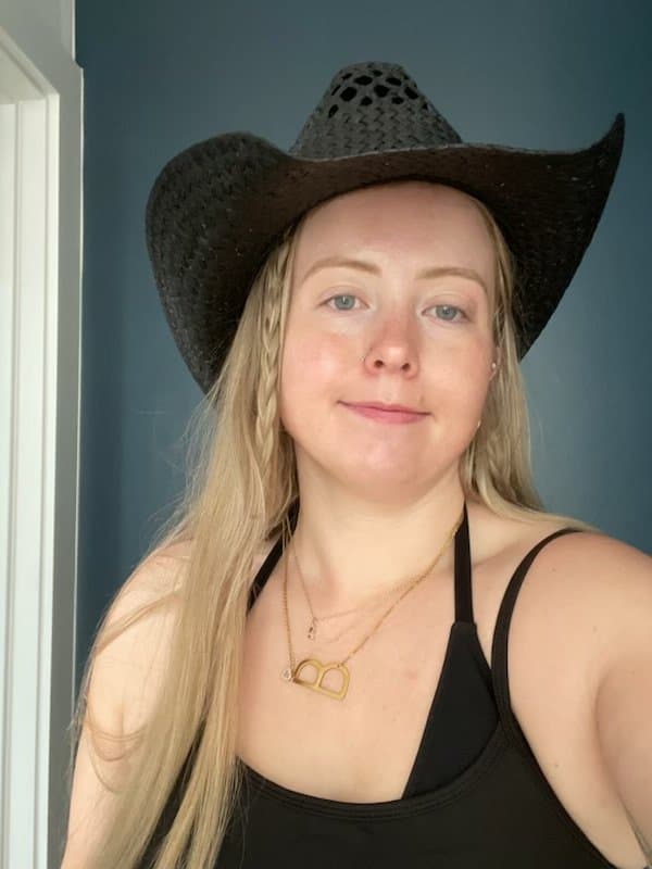 PAWG Brooke thick flight attendant with pierced nipples