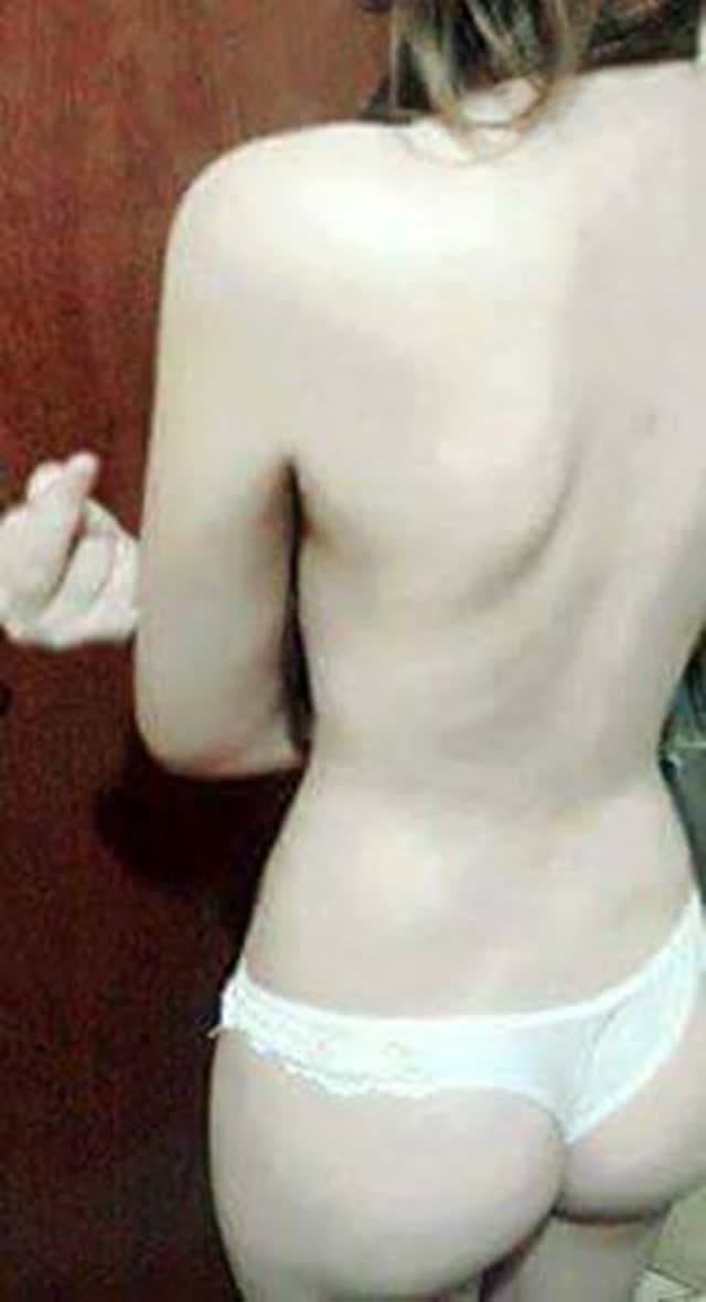 He plays video games while she plays with her pussy