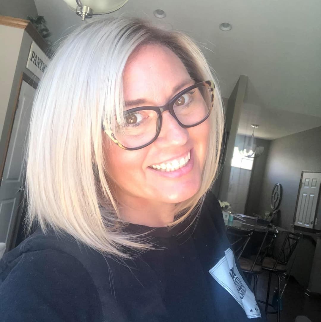 Jacqueline & Sarah get real down and dirty for the “brand that can’t be named” ?