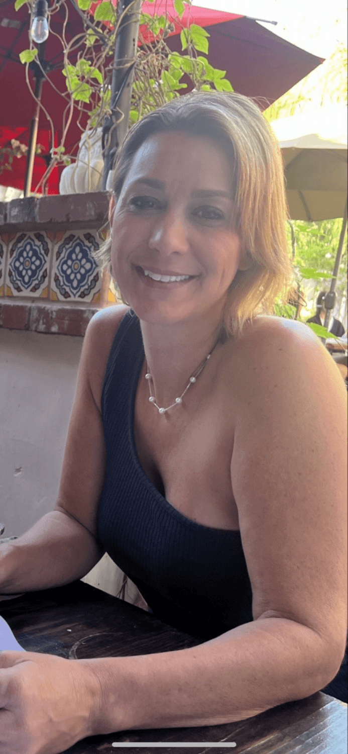 Takes cum but does not cum