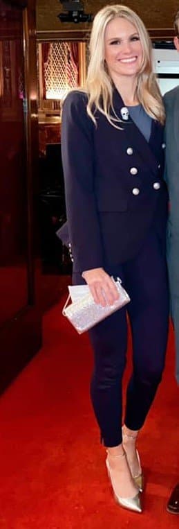 Usually I am not into really skinny women, but Melissa naked on the G G W bus was somehow hot to me