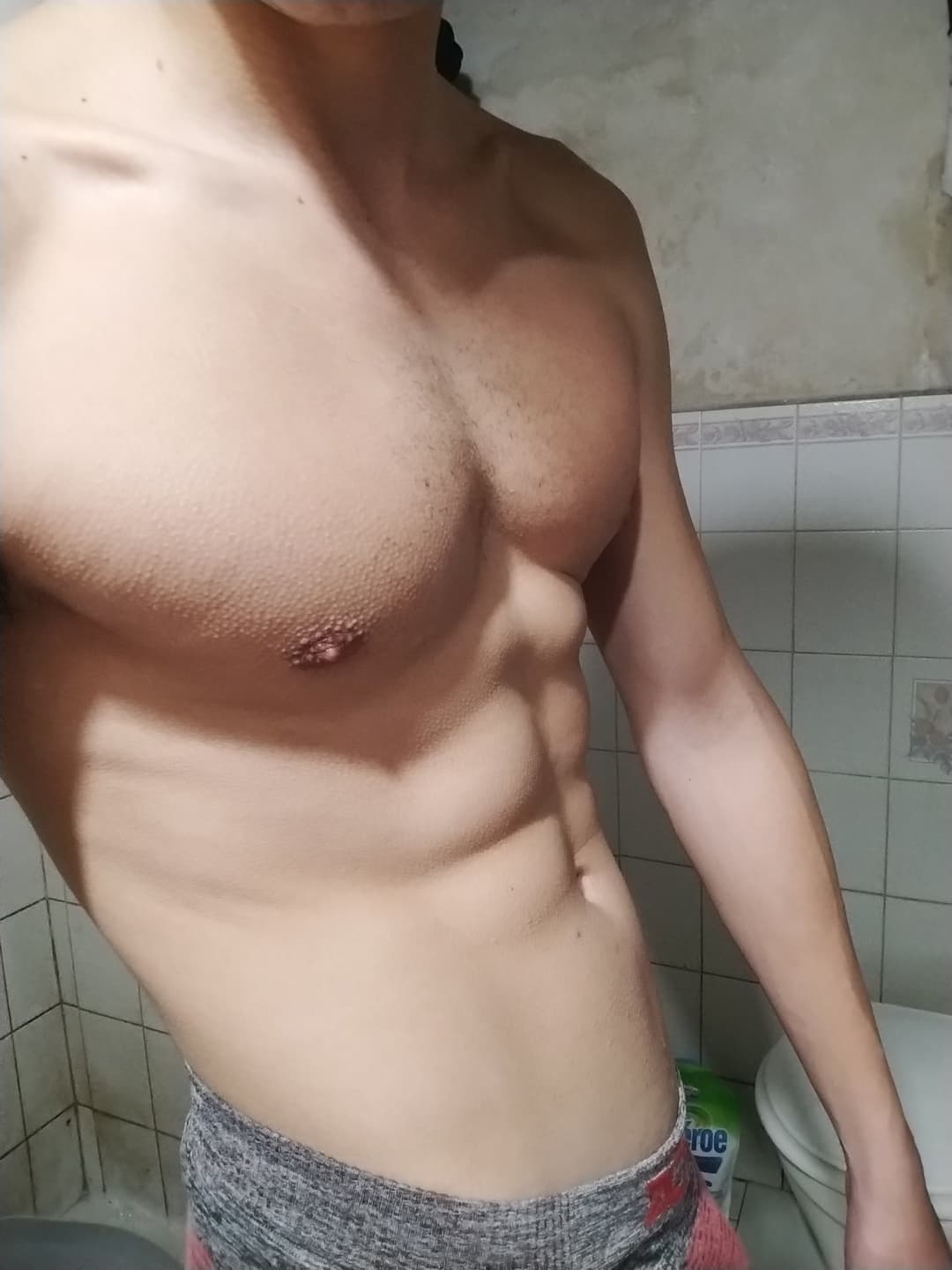 Pack/fotos/videos calistenico y gymrat mostrando una gran polla