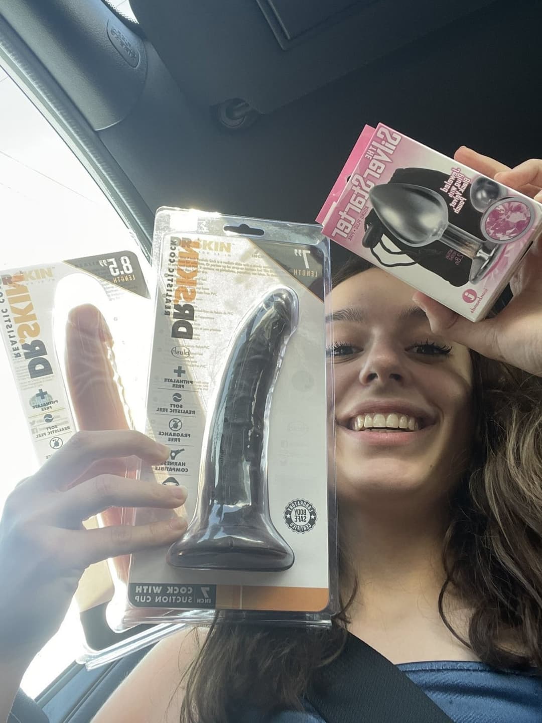 Hot barefoot wife or girlfriend - put her name in the comments